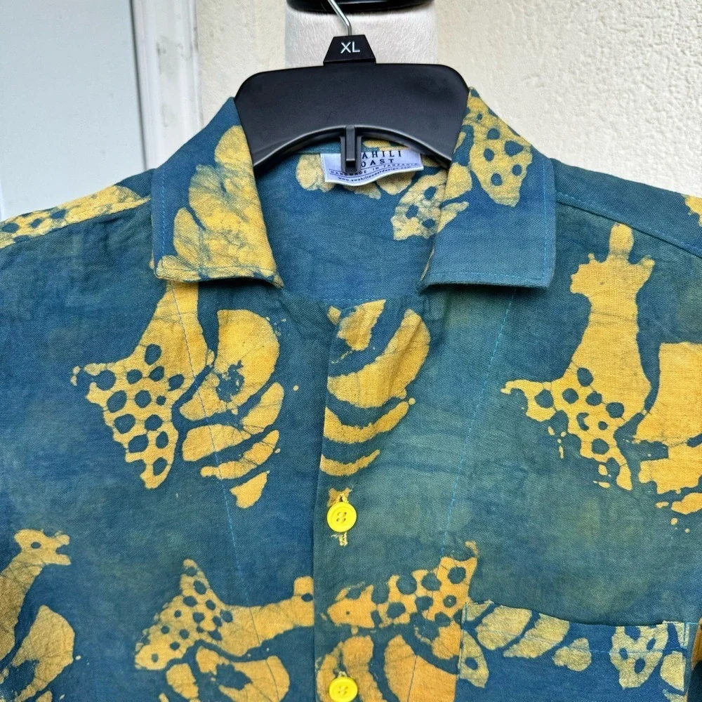 SWAHILI COAST. 100% Linen Shirt. Hand‎ made. Mollusk Print. Button down. S.